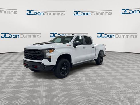 Used 2024 Chevrolet Silverado 1500 Custom Trail Boss AWD/4WD image 4