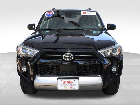 Certified 2024 Toyota 4Runner TRD Off-Road AWD/4WD image 8