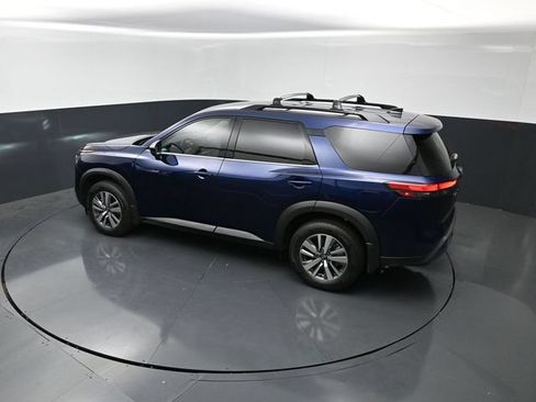Used 2026 Nissan Pathfinder SL FWD image 16