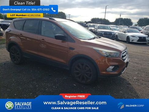 Used 2017 Ford Escape SE w/ Equipment Group 201A AWD/4WD image 5