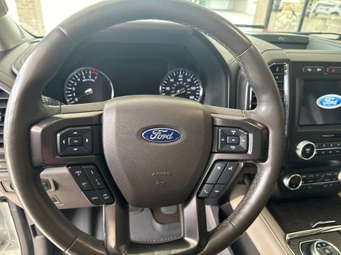 Used 2021 Ford Expedition Max Limited AWD/4WD image 11
