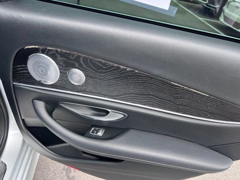 Used 2019 Mercedes-Benz E 300 image 51