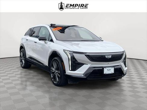 Used 2025 Cadillac Optiq Sport 2 AWD/4WD image 1