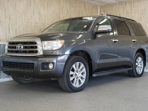 Used 2014 Toyota Sequoia Limited image 4
