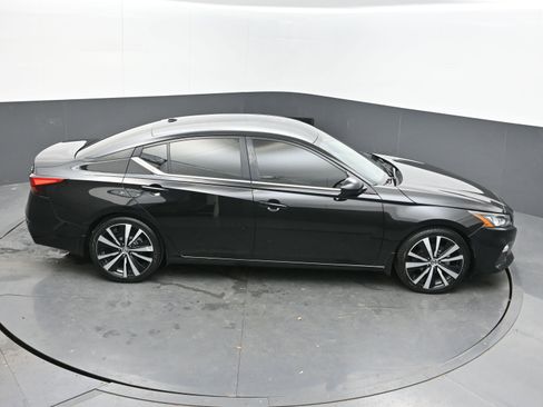 Used 2021 Nissan Altima 2.5 SR image 39