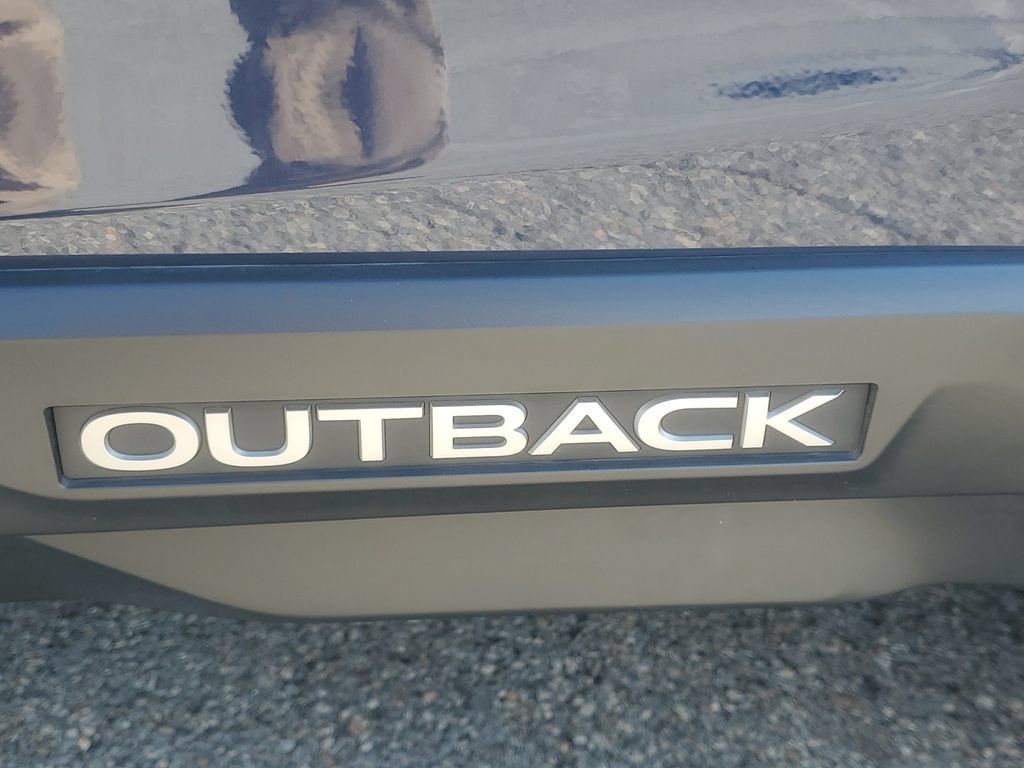 Used 2025 Subaru Outback AWD/4WD image 34