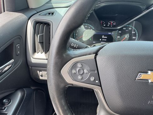 Used 2019 Chevrolet Colorado Z71 AWD/4WD image 30
