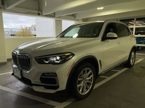 Used 2020 BMW X5 xDrive40i w/ Premium Package AWD/4WD image 2
