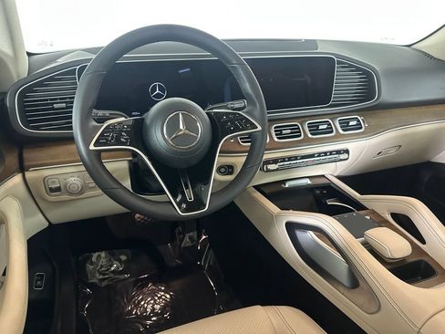 Certified 2024 Mercedes-Benz GLE 450 4MATIC image 25