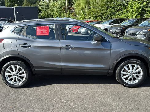 Certified 2021 Nissan Rogue Sport SV image 26