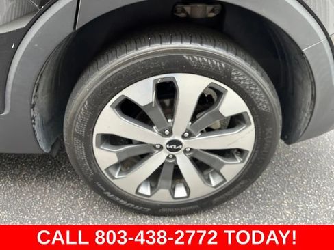 Used 2022 Kia Telluride S AWD/4WD image 32