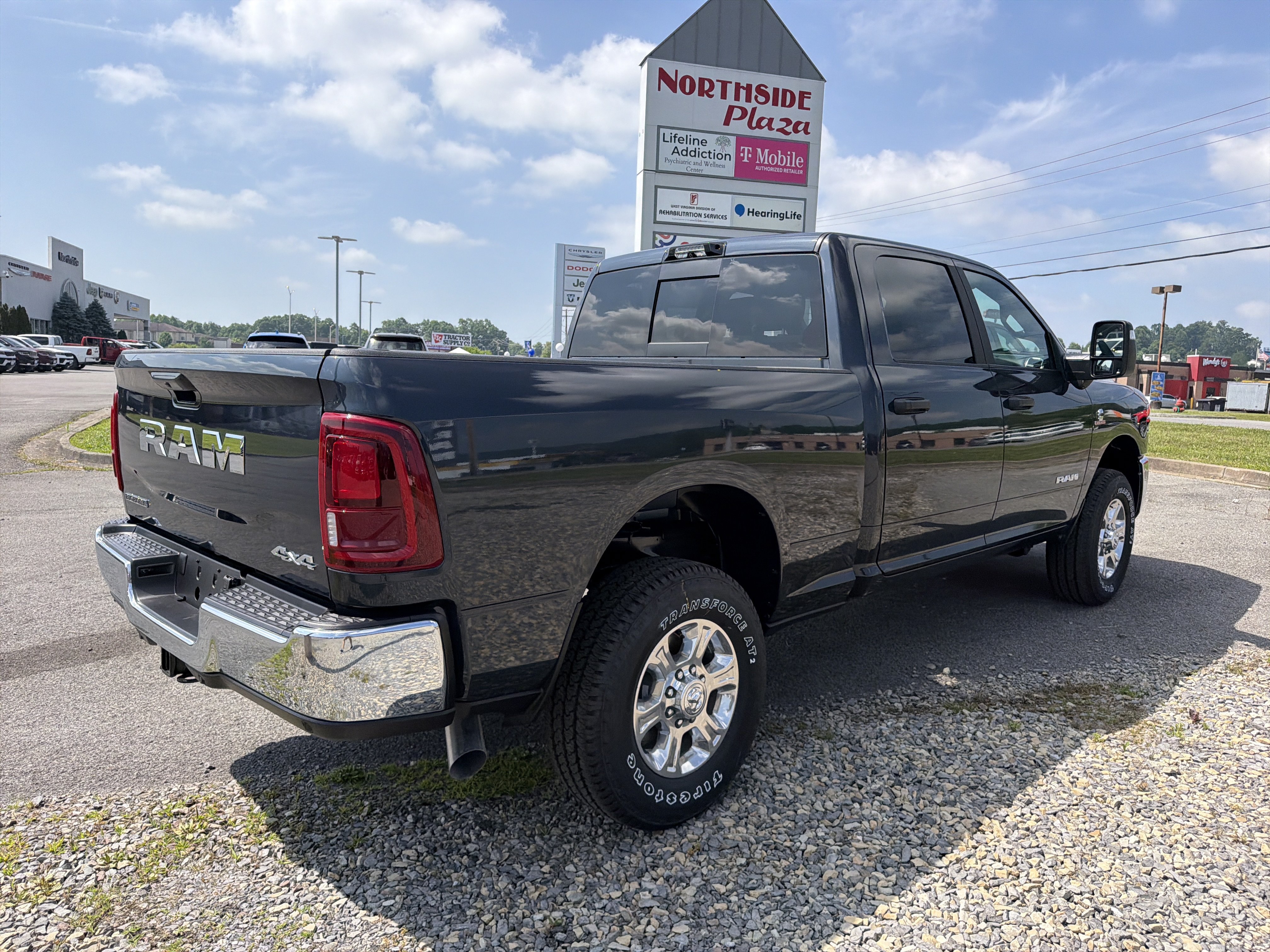 New 2026 RAM 2500 Big Horn AWD/4WD image 6