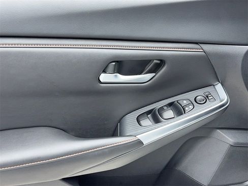 Used 2023 Nissan Sentra SR image 34