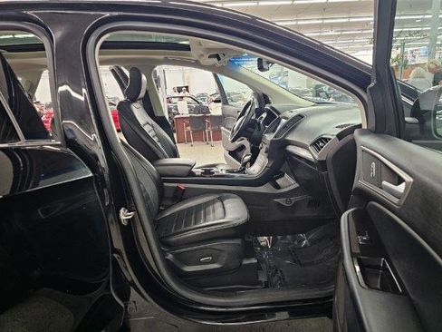 Used 2018 Ford Edge SEL w/ Equipment Group 201A image 35