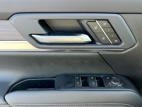 New 2026 GMC Terrain Denali image 19