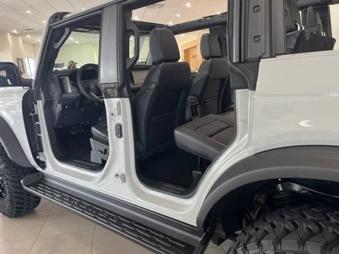 New 2026 Ford Bronco Outer Banks w/ Sasquatch Package AWD/4WD image 28