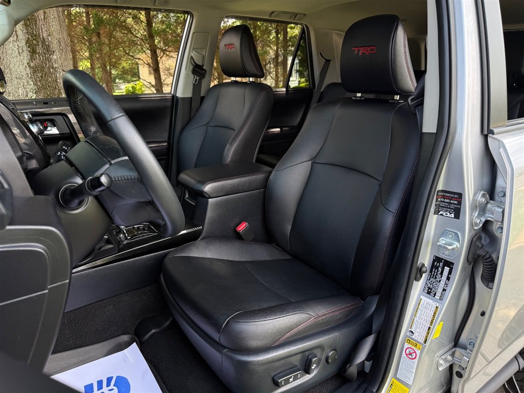 Used 2018 Toyota 4Runner TRD Off-Road Premium AWD/4WD image 48