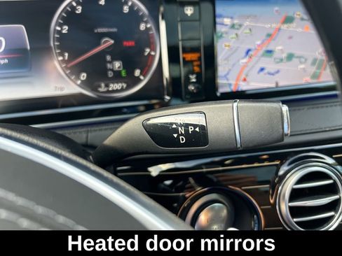 Used 2017 Mercedes-Benz S 550 Sedan image 16