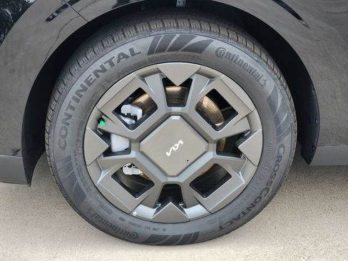 New 2026 Kia Carnival EX FWD image 9