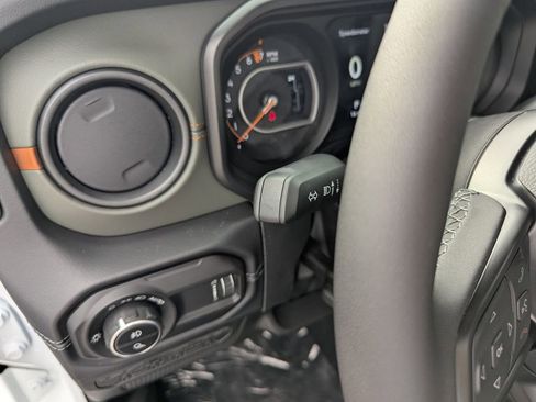 New 2026 Jeep Gladiator Mojave image 21