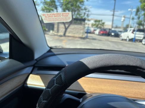 Used 2023 Tesla Model 3 Standard Range RWD image 15