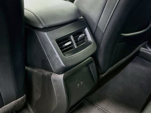 Used 2024 Chevrolet Equinox EV RS FWD image 27