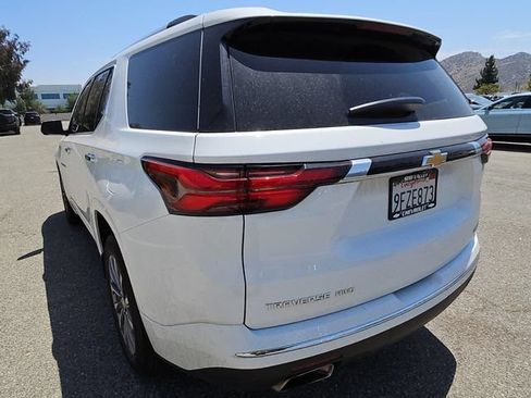 Used 2023 Chevrolet Traverse Premier AWD/4WD image 4