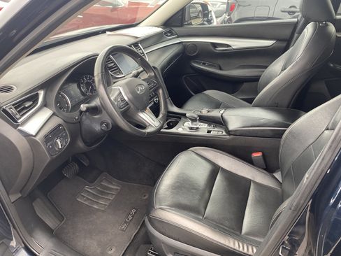Used 2020 INFINITI QX50 Essential w/ Convenience Package AWD/4WD image 11