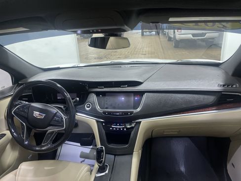 Used 2019 Cadillac XT5 Luxury image 25