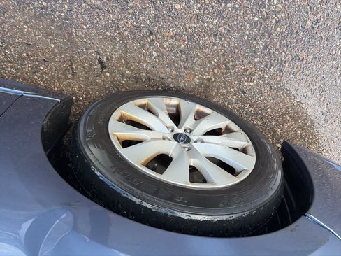 Used 2016 Subaru Legacy 2.5i Premium image 7