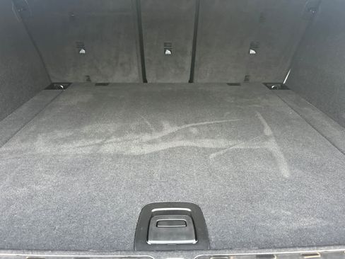 Used 2023 BMW X6 xDrive40i w/ Climate Comfort Package image 16