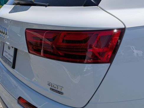 Used 2018 Audi Q7 3.0T Premium Plus w/ Premium Plus Package AWD/4WD image 11