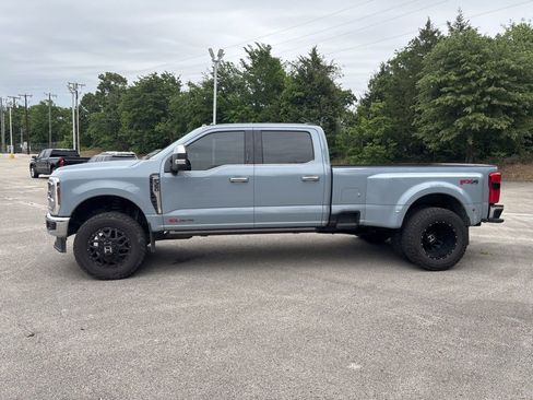 Used 2024 Ford F350 Lariat w/ Lariat Ultimate Package image 4