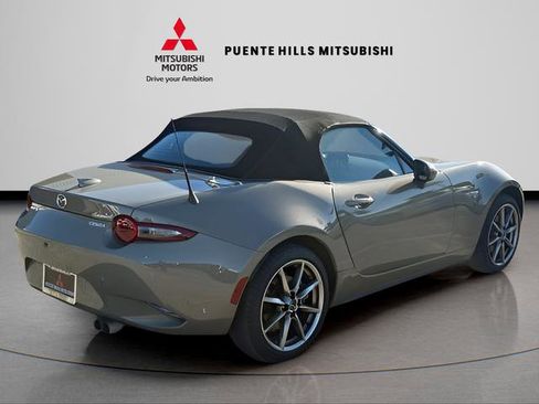 Used 2023 MAZDA MX-5 Miata Grand Touring image 5