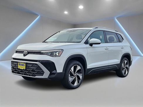 New 2026 Volkswagen Taos SE AWD/4WD image 1