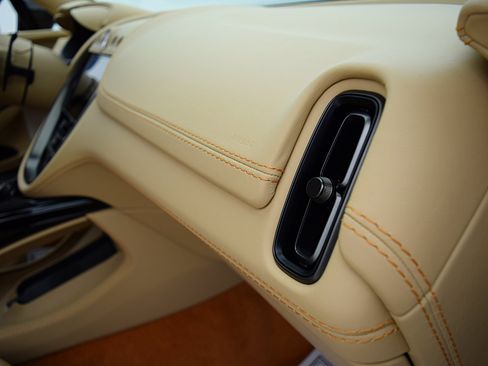 Used 2023 Aston Martin DBX 707 AWD/4WD image 25