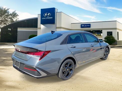 Used 2026 Hyundai Elantra Sport w/ Cargo Package image 4