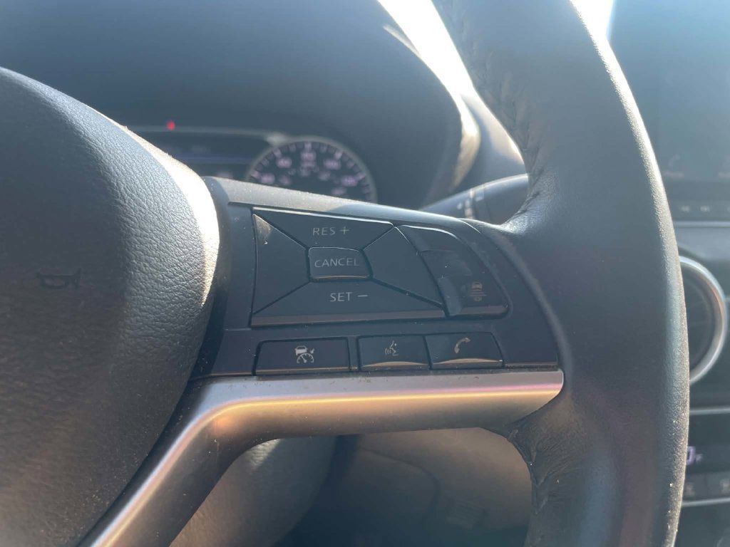 Used 2024 Nissan Sentra SV FWD image 15
