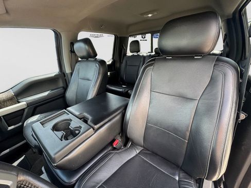 Used 2017 Ford F250 Lariat w/ Chrome Package AWD/4WD image 19