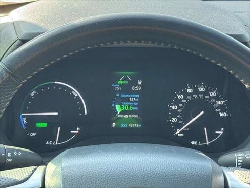 Certified 2024 Toyota Sienna XLE Woodland Edition AWD/4WD image 46