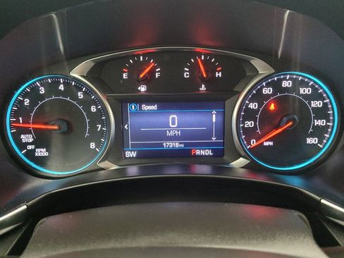 Used 2024 Chevrolet Equinox LT w/ LPO, Floor Liner Package FWD image 23