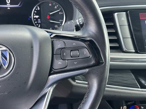 Used 2024 Buick Enclave Premium FWD image 25