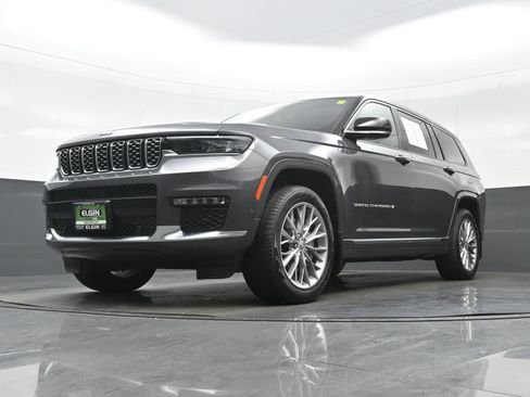 Used 2025 Jeep Grand Cherokee L Summit w/ MOPAR Finishing Package AWD/4WD image 32