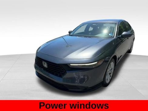 Used 2025 Honda Accord LX image 17