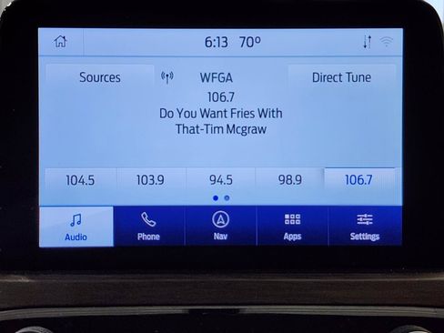 Used 2020 Ford Escape Titanium FWD image 19