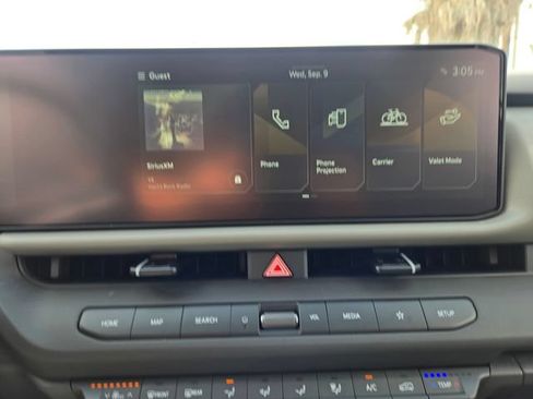 New 2027 Kia Seltos LX AWD/4WD image 13