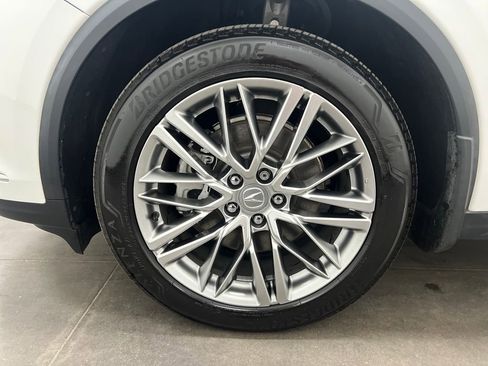Used 2022 Acura MDX SH-AWD w/ Advance Package image 31