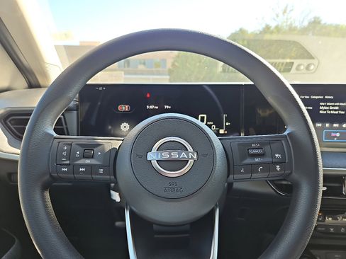 New 2026 Nissan Kicks SV w/ SV Premium Package image 17