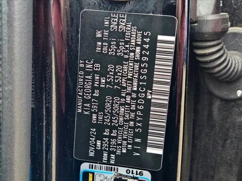 Used 2025 Kia Telluride S image 18