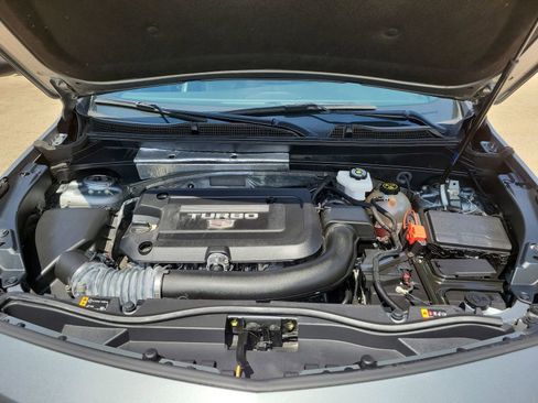 Certified 2023 Cadillac XT4 Sport FWD image 29